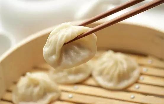 上海有哪些著名的小吃？有什么推薦嗎？